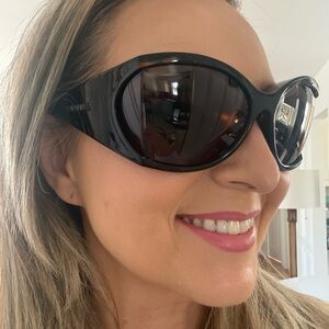 🛍️Balenciaga Glossy Brown Sunglasses